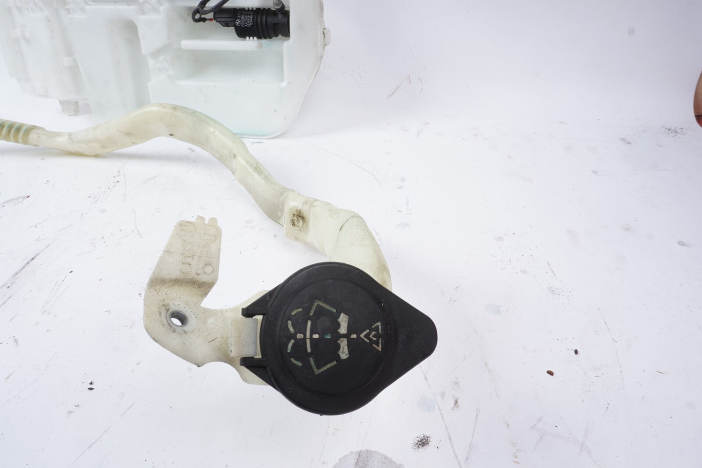 2012 - 2018 BMW 650i 640i Windshield Washer Reservoir Bottle OEM