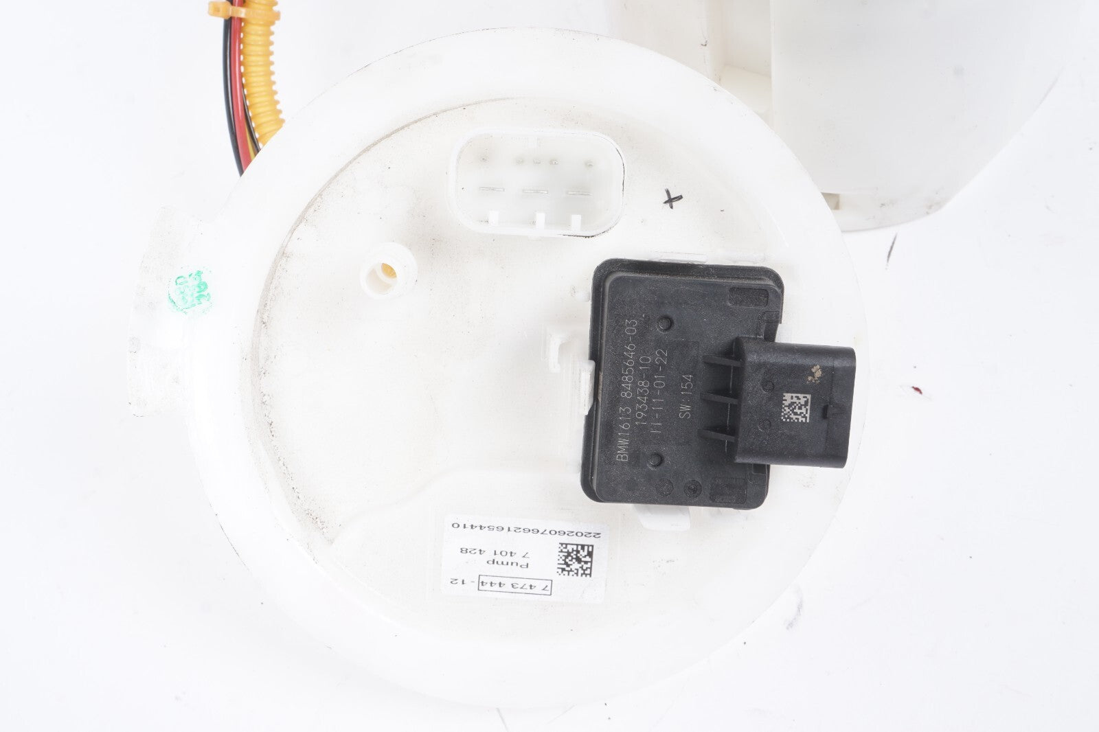 2021 - 2024 BMW 430I 330I Fuel Pump 7473444 OEM