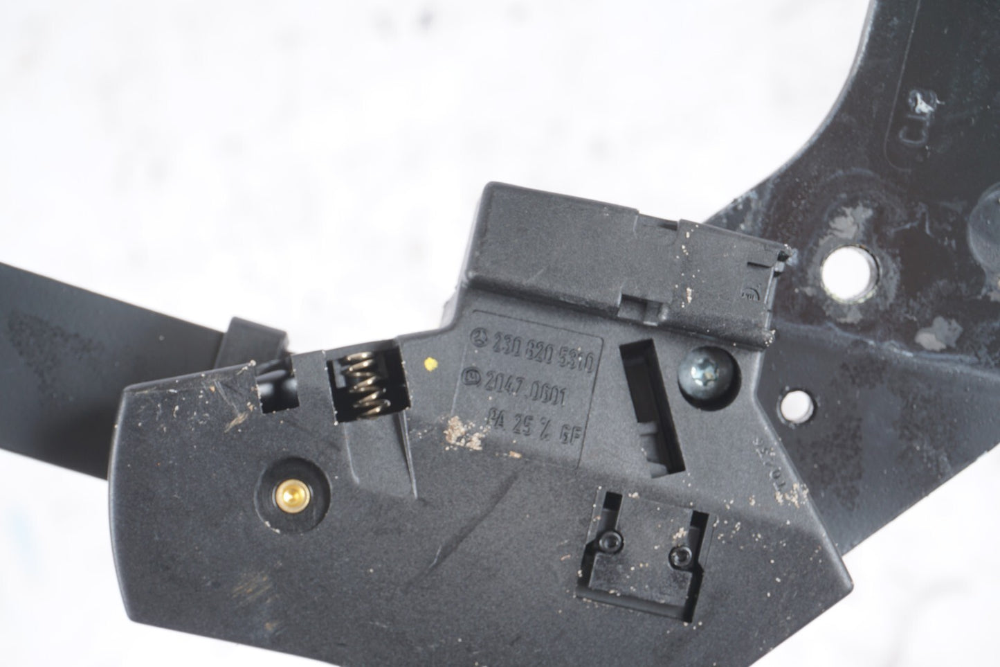 03-06 Mercedes R230 SL500 SL550 Convertible Trunk Lid Hinge Left & Right OEM