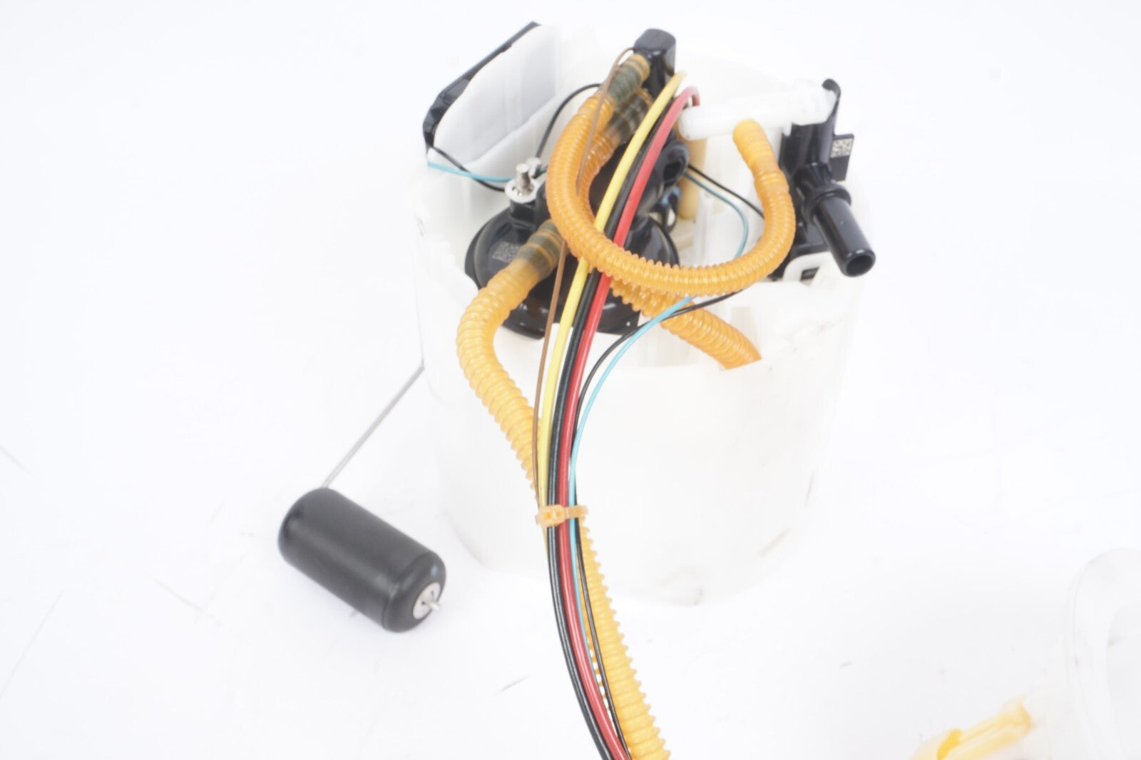 2021 - 2024 BMW 430I 330I Fuel Pump 7473444 OEM