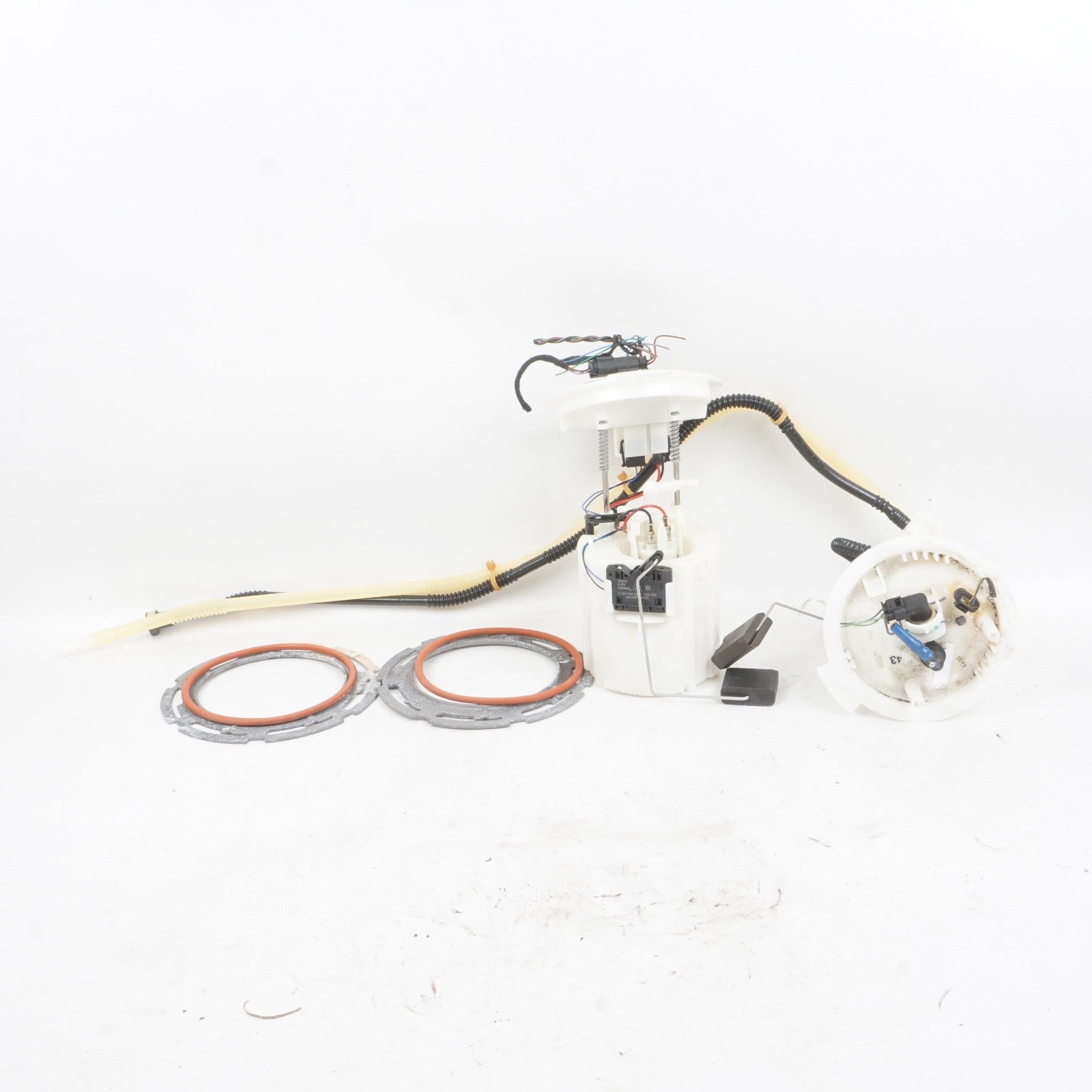 2012 - 2015 Mercedes C250 1.8L Fuel Pump Tank Sending Unit & Level Sensor 36k