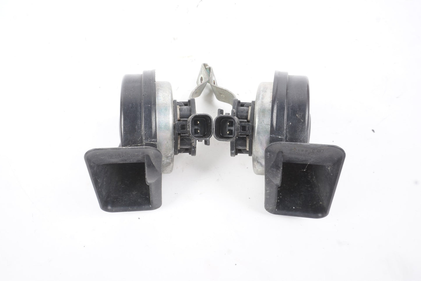 10-17 Mercedes W207 E350 E550 Horn Signal High & Low OEM