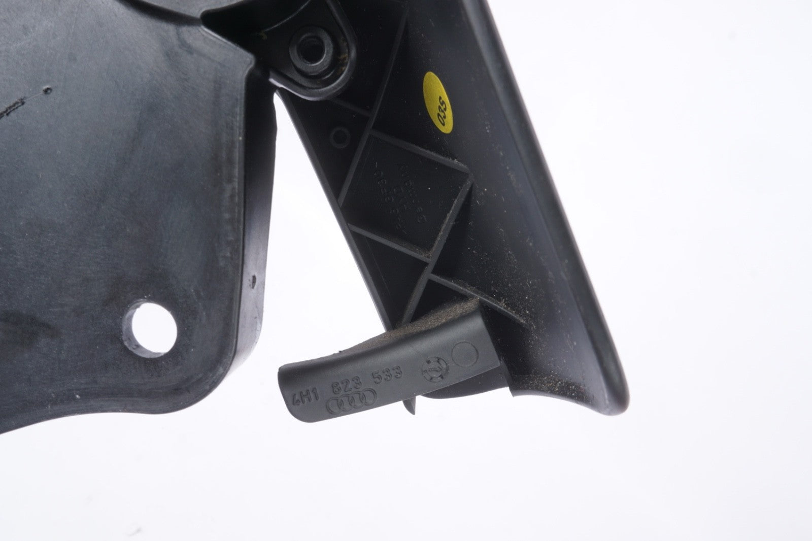 2011-2018 AUDI A8 A8L S8 HOOD LATCH RELEASE LEVER BRACKET W/ HANDLE 4H1823633