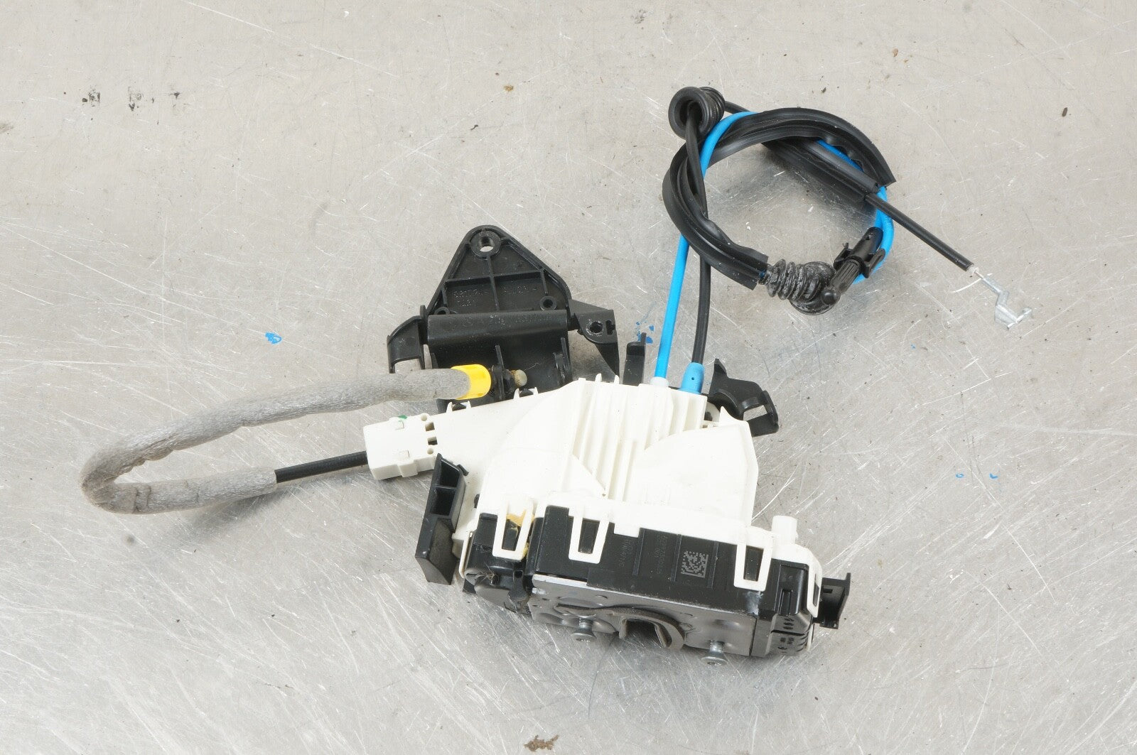 08-14 Mercedes W212 E350 C250 C300 Rear Left Side Door Lock Latch Actuator OEM