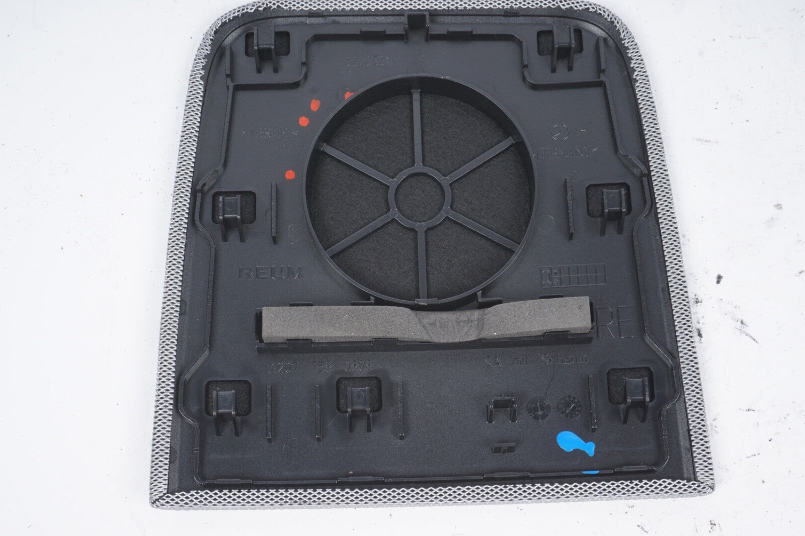 11-17 Mercedes W207 E350 Rear Right Side Deck Speaker Cover Trim Convertible OEM