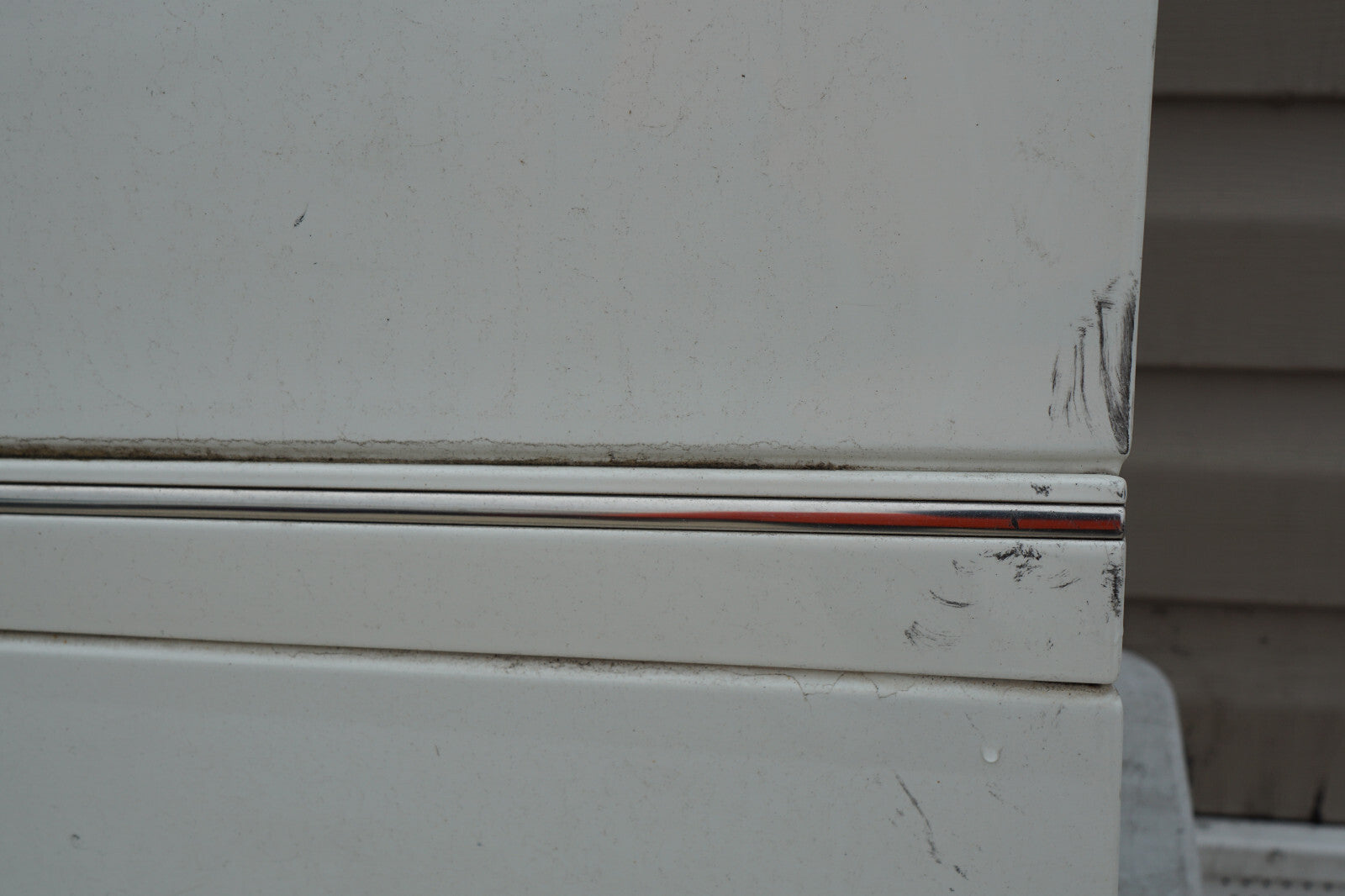 2006 - 2010 MERCEDES BENZ R350 R500 W251 FRONT LEFT DRIVER SIDE DOOR SHELL OEM