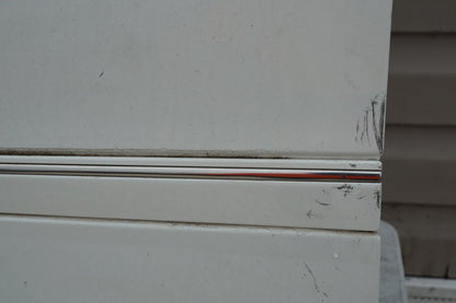 2006 - 2010 MERCEDES BENZ R350 R500 W251 FRONT LEFT DRIVER SIDE DOOR SHELL OEM