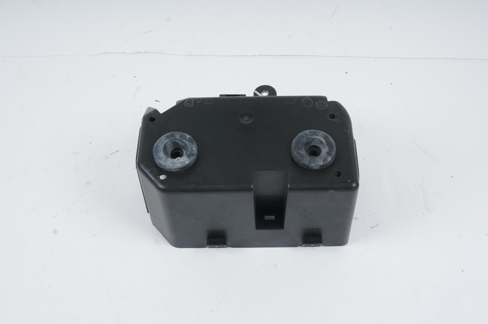 2010 - 2020 Bentley Mulsanne Fuse Relay Junction Box Cover Housing 3y0937405