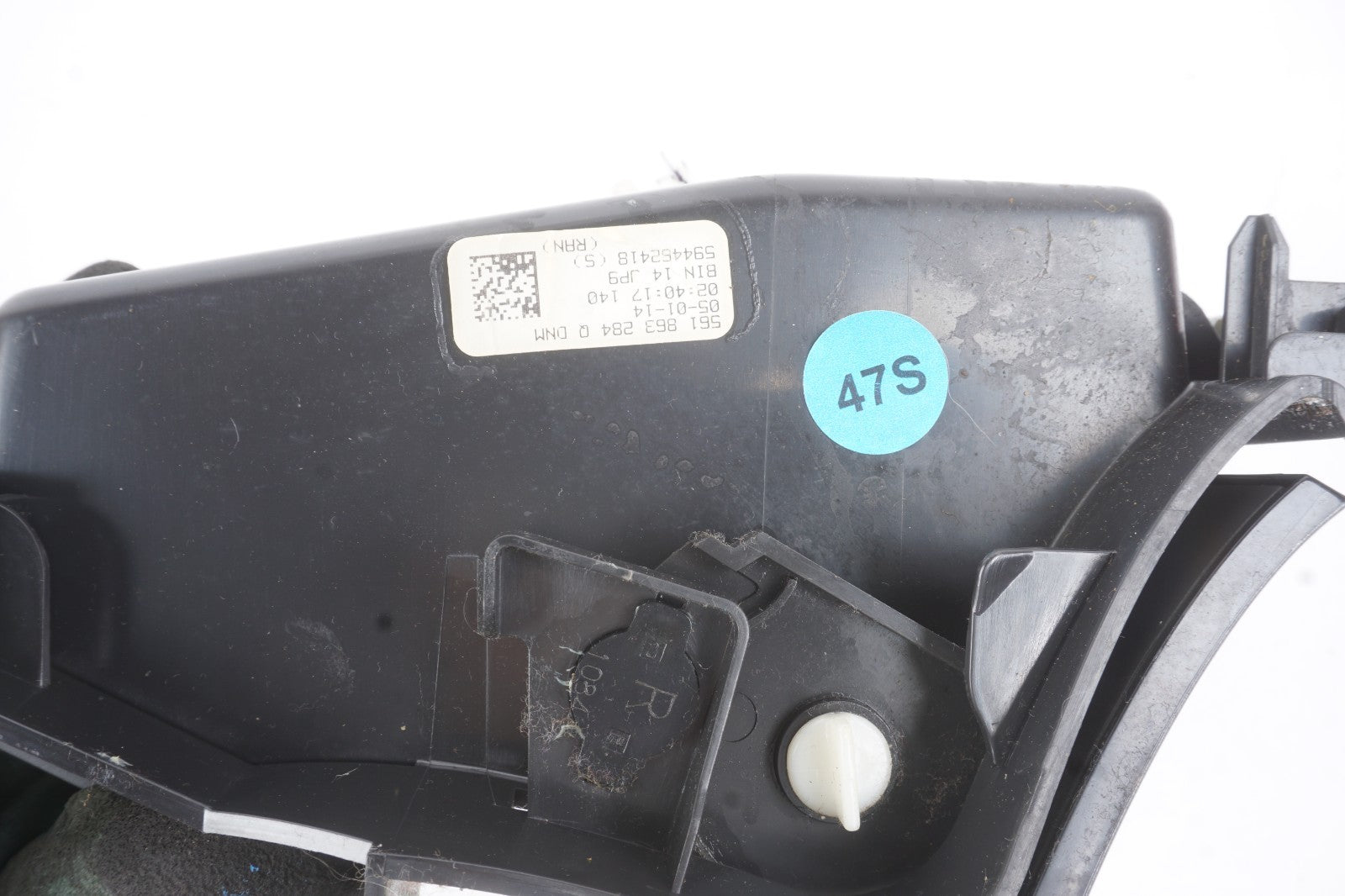 2012-2015 Volkswagen Passat Center Console Storage Compartment Tray  OEM