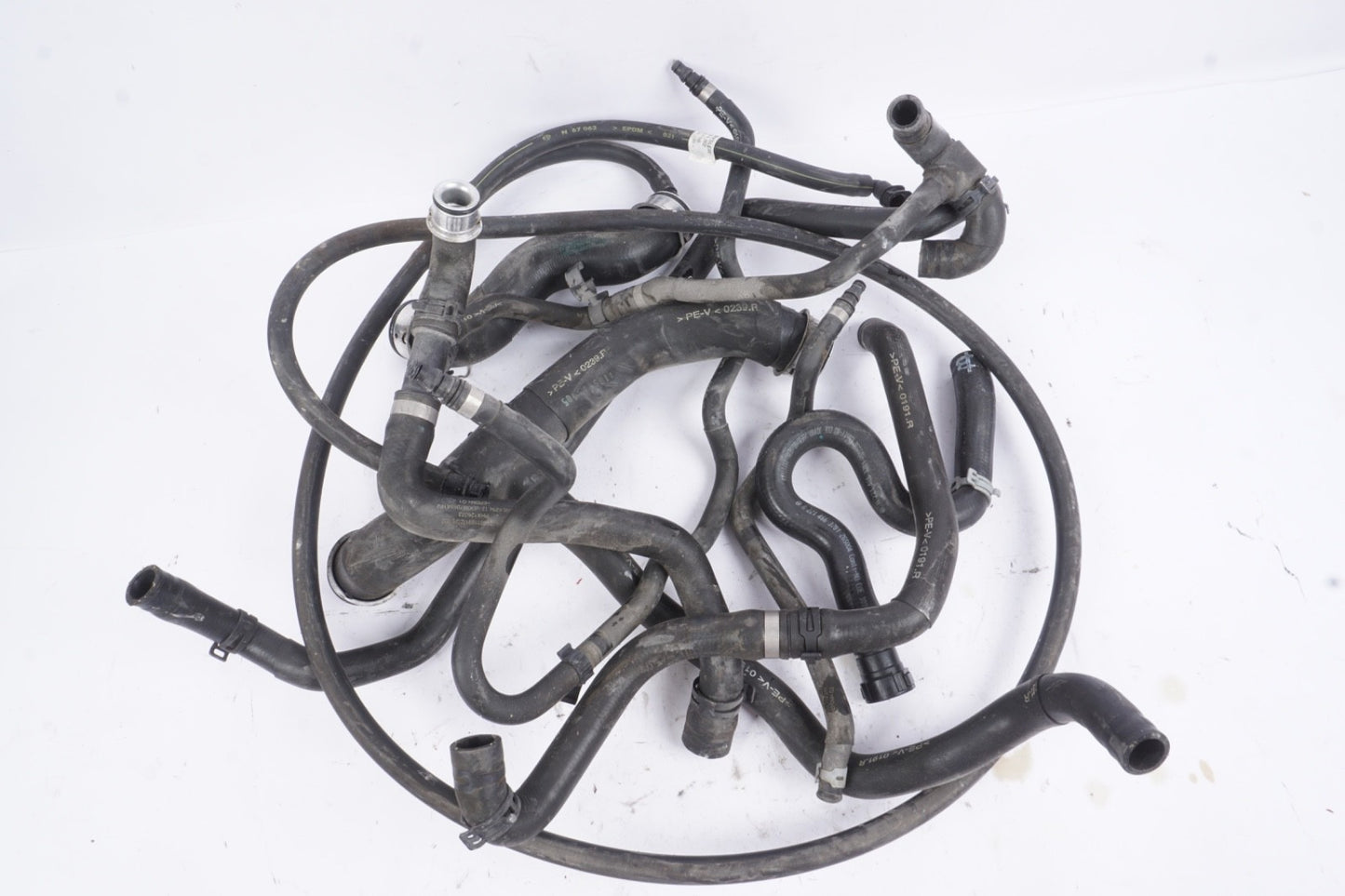 12-13 Mercedes W221 S63 AMG CL550 S550 Engine Radiator Cooling Hose Line OEM