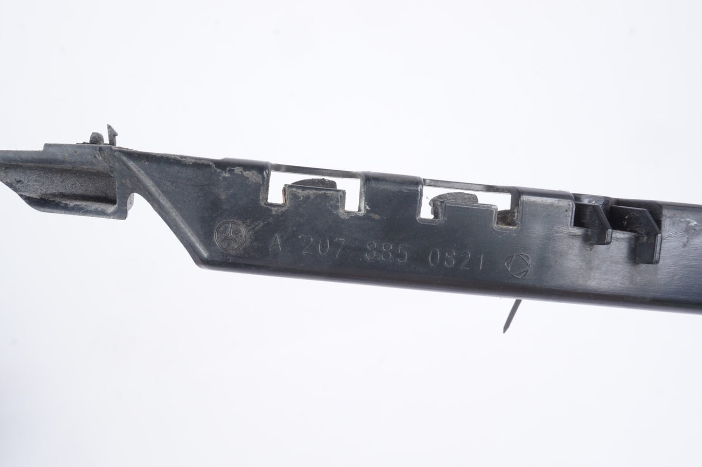 10-13 Mercedes W207 E350 E550 Rear Bumper Bracket Left & Right OEM