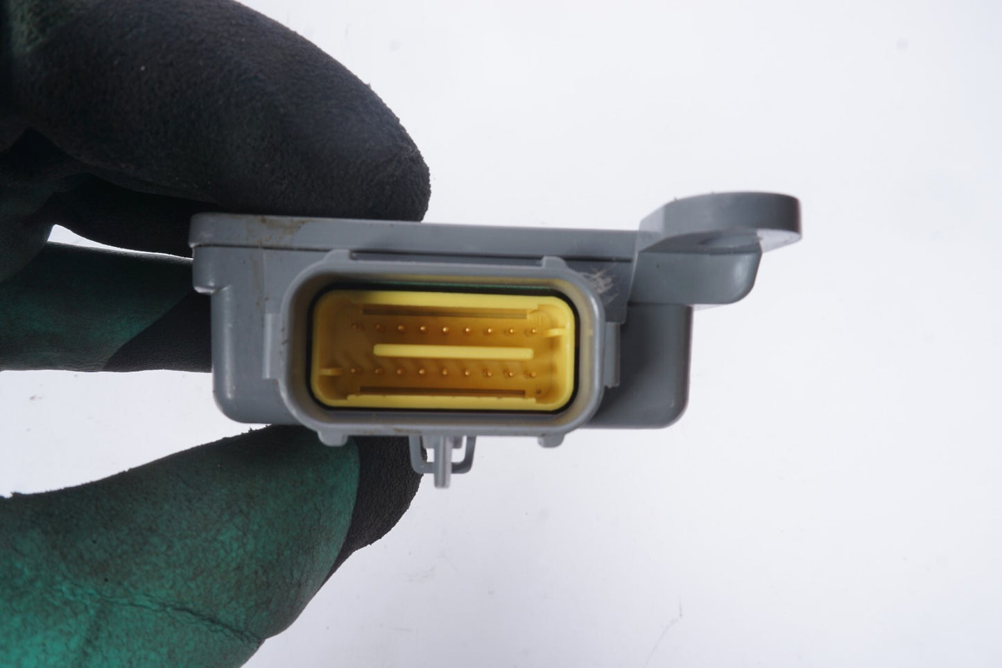 2004 - 2010 Audi A8 A8L S8 Occupant Detection Module 4E0959339C OEM