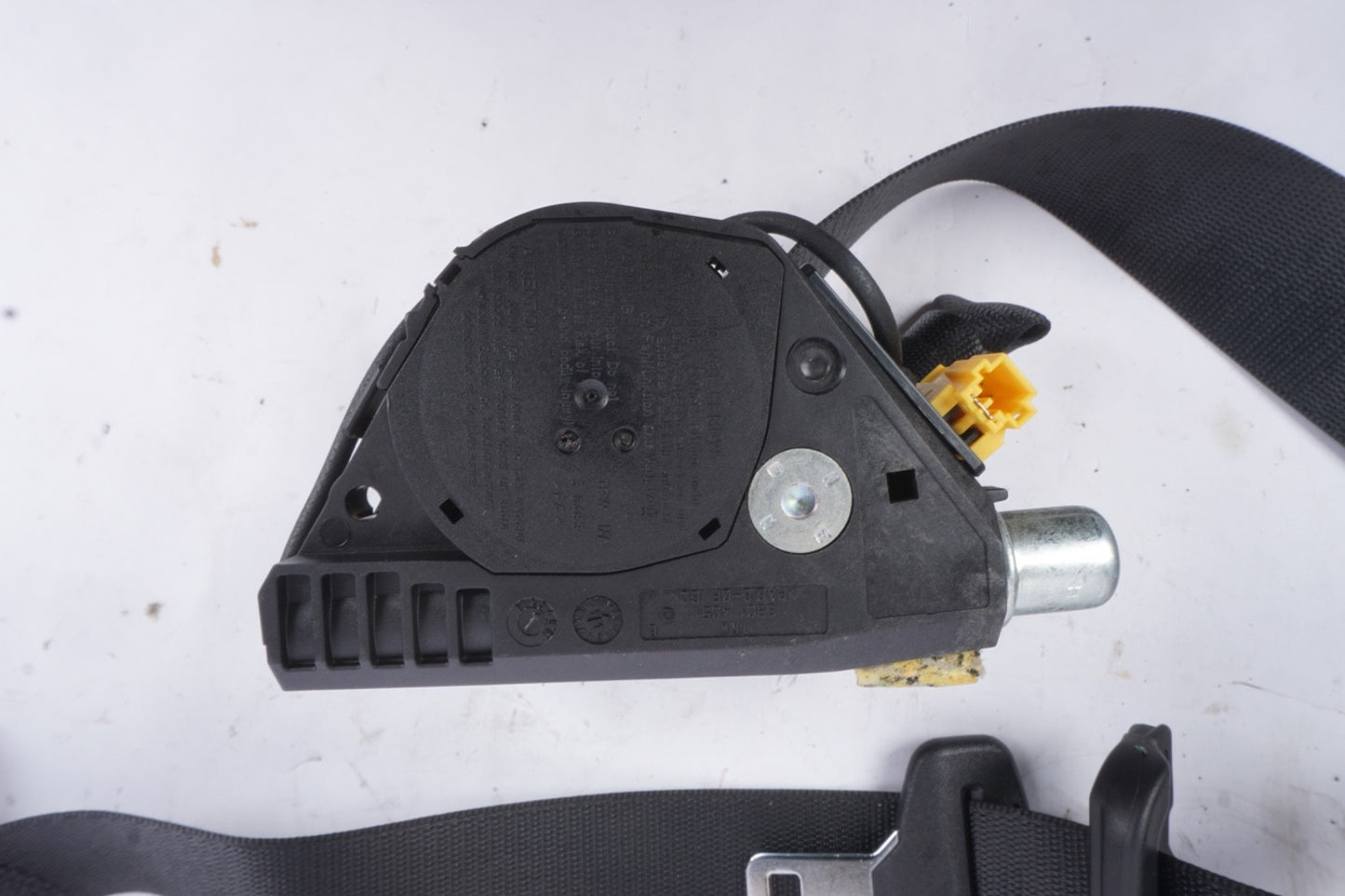 07-13 Mercedes W221 S550 S400 S450 Seat Belt Rear Left Driver Side Black OEM