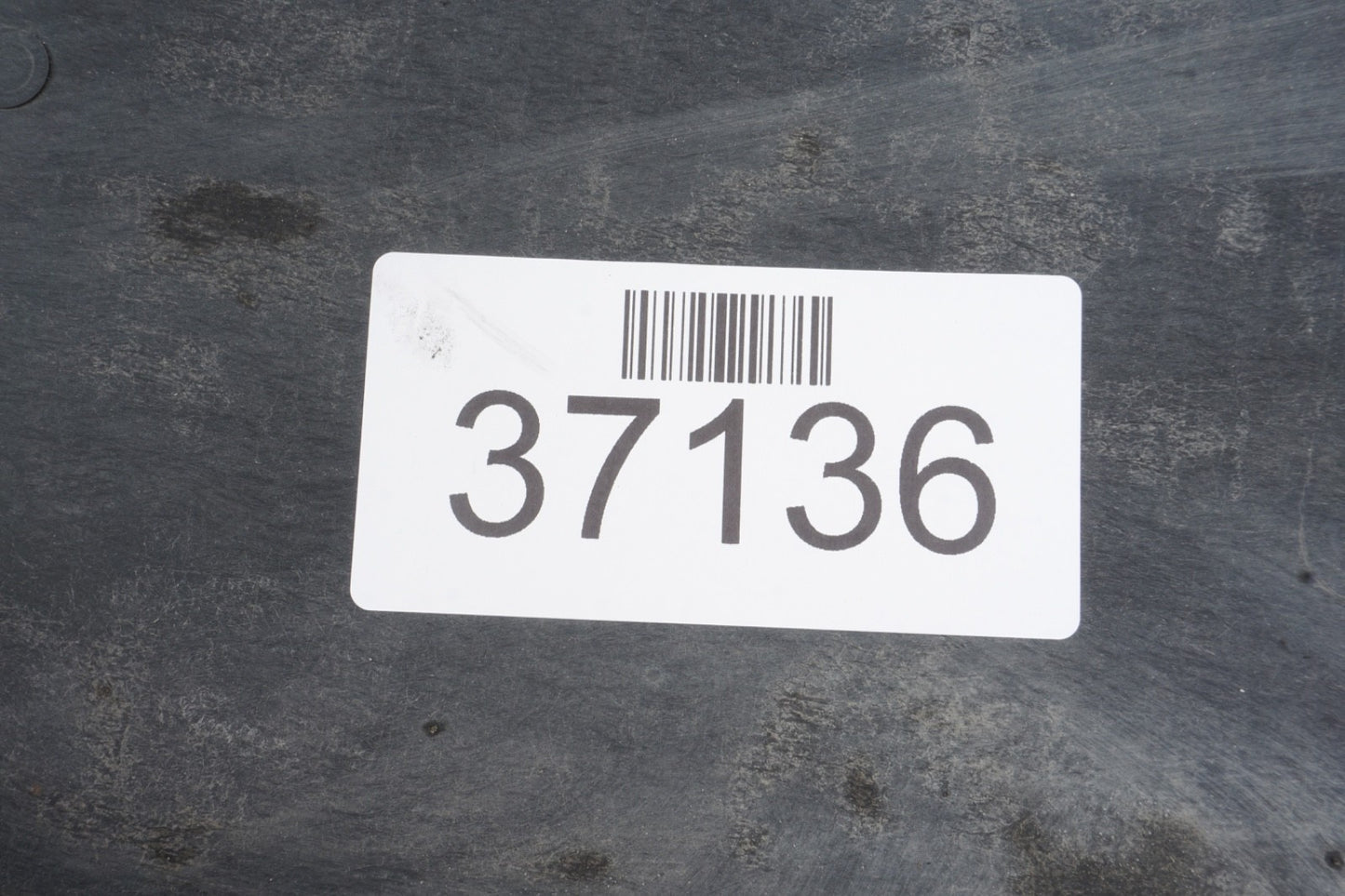 2008 - 2014 MERCEDES C200 C250 C300 C350 Engine Center Middle Lower Mud Flap