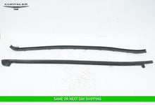 2017 - 2020 CHRYSLER PACIFICA REAR DOOR BODY GASKET RUBBER LEFT & RIGHT OEM
