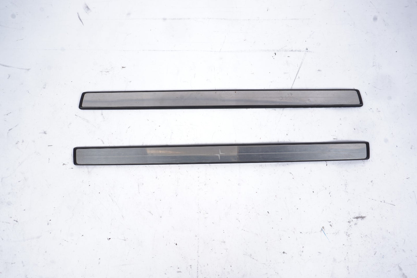 2021 - 2023 Polestar 2 Front Door Scuff Plate Trim left & Right OEM