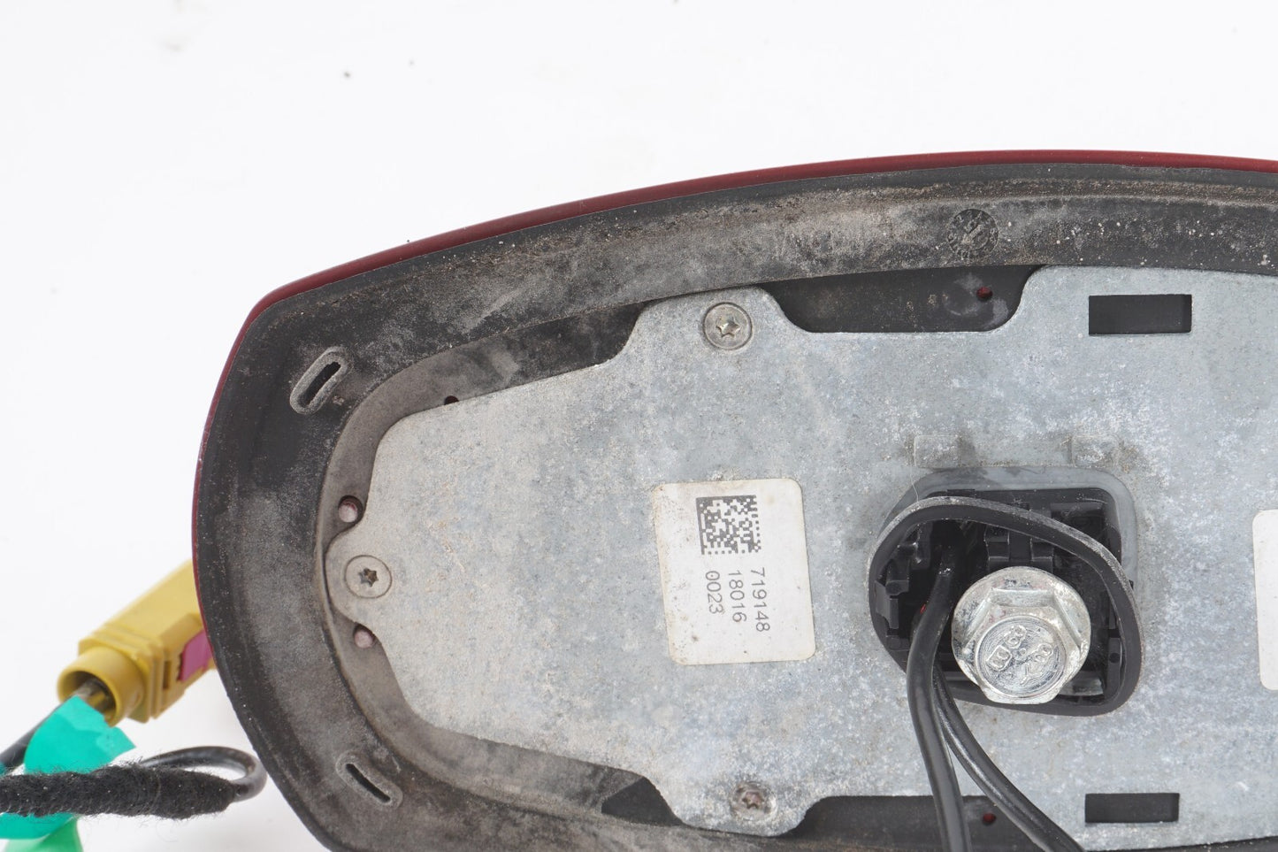 17 - 22 Alfa Romeo Giulia ROOF SHARK FIN ANTENNA OEM