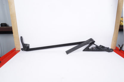 2021 - 2025 BMW 430i M440 M4 COUPE CONVERTIBLE LEFT DOOR SEAL GASKET