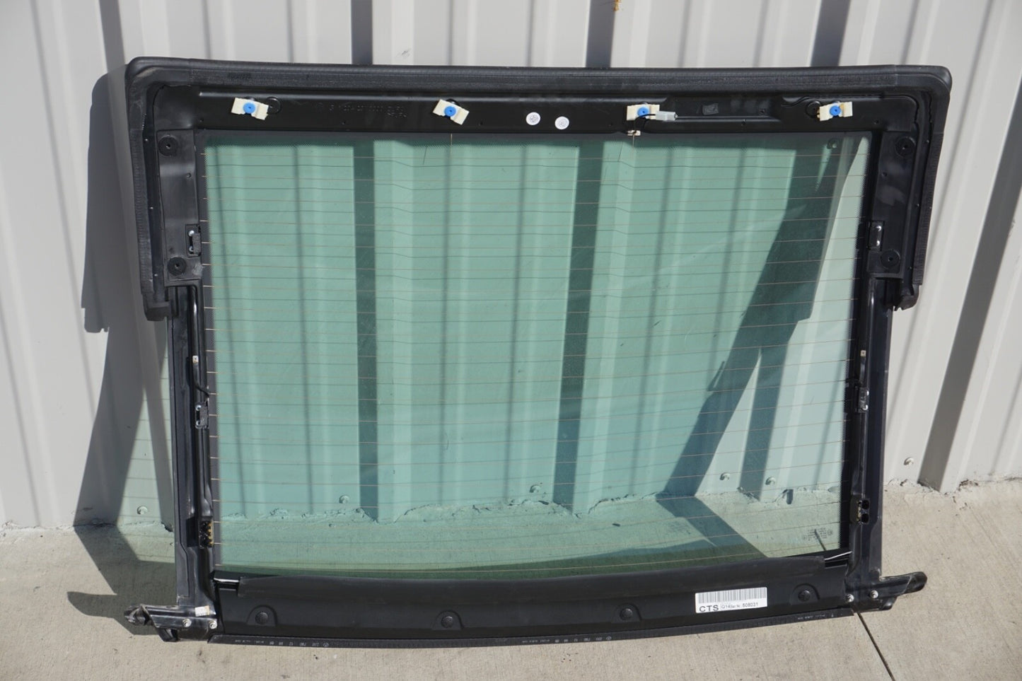 03-12 Mercedes R230 SL500 SL55 AMG Rear Back Windshield Glass Assembly OEM