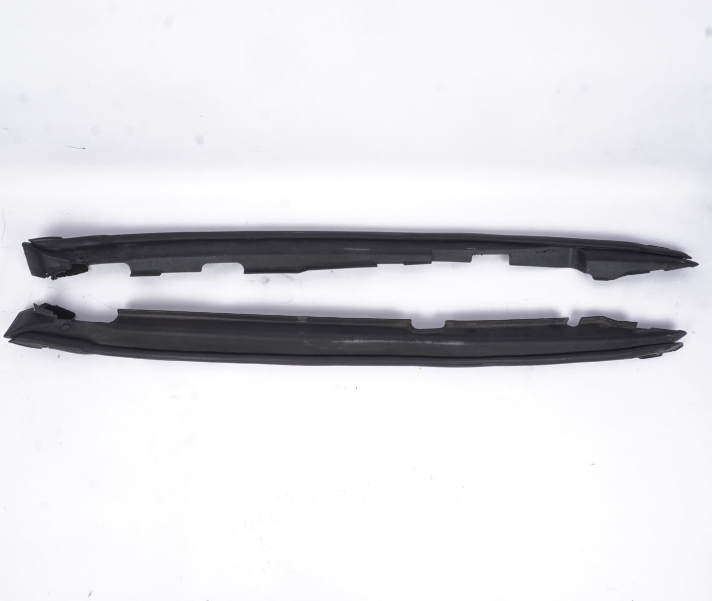 10-15 Lexus IS250 IS350 Convertible Front Fender Upper Trim Sill Seal LH&RH OEM