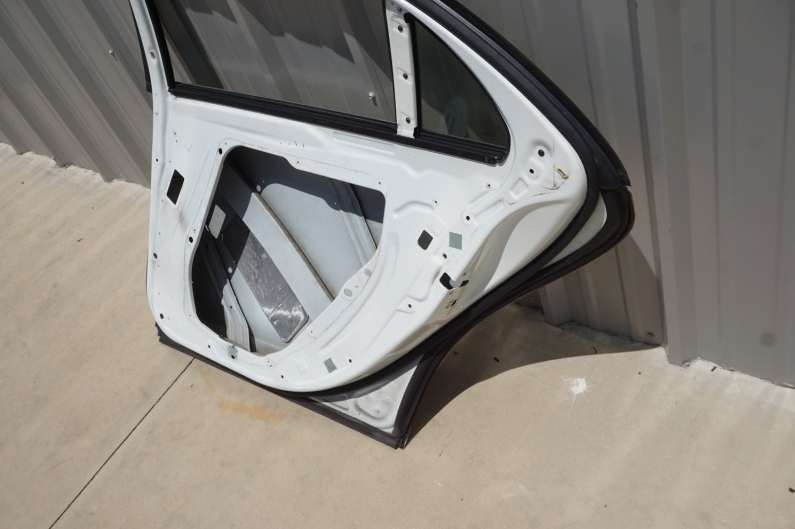 14-20 Mercedes W222 S550 S560 S600 Rear Right Side Door Shell Diamond White