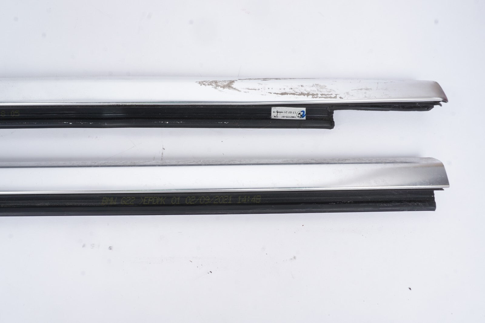 21-23 BMW 430I M440I Convertible G23 Front Door Window Belt Molding LH&RH OEM