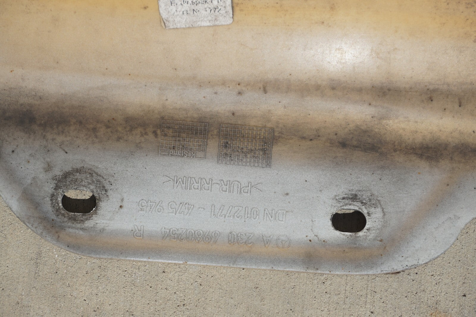 2003-2008 Mercedes R230 SL500 SL550 Right Pass Side Rocker Panel Molding OEM