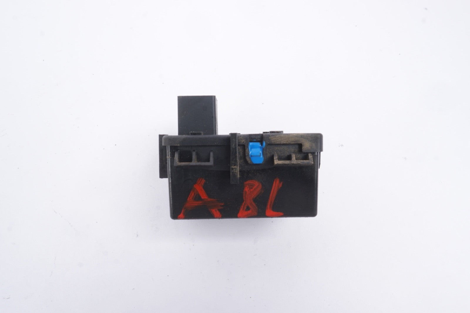 2011  - 2014 Audi A7 A8 READER COIL  4H0909131