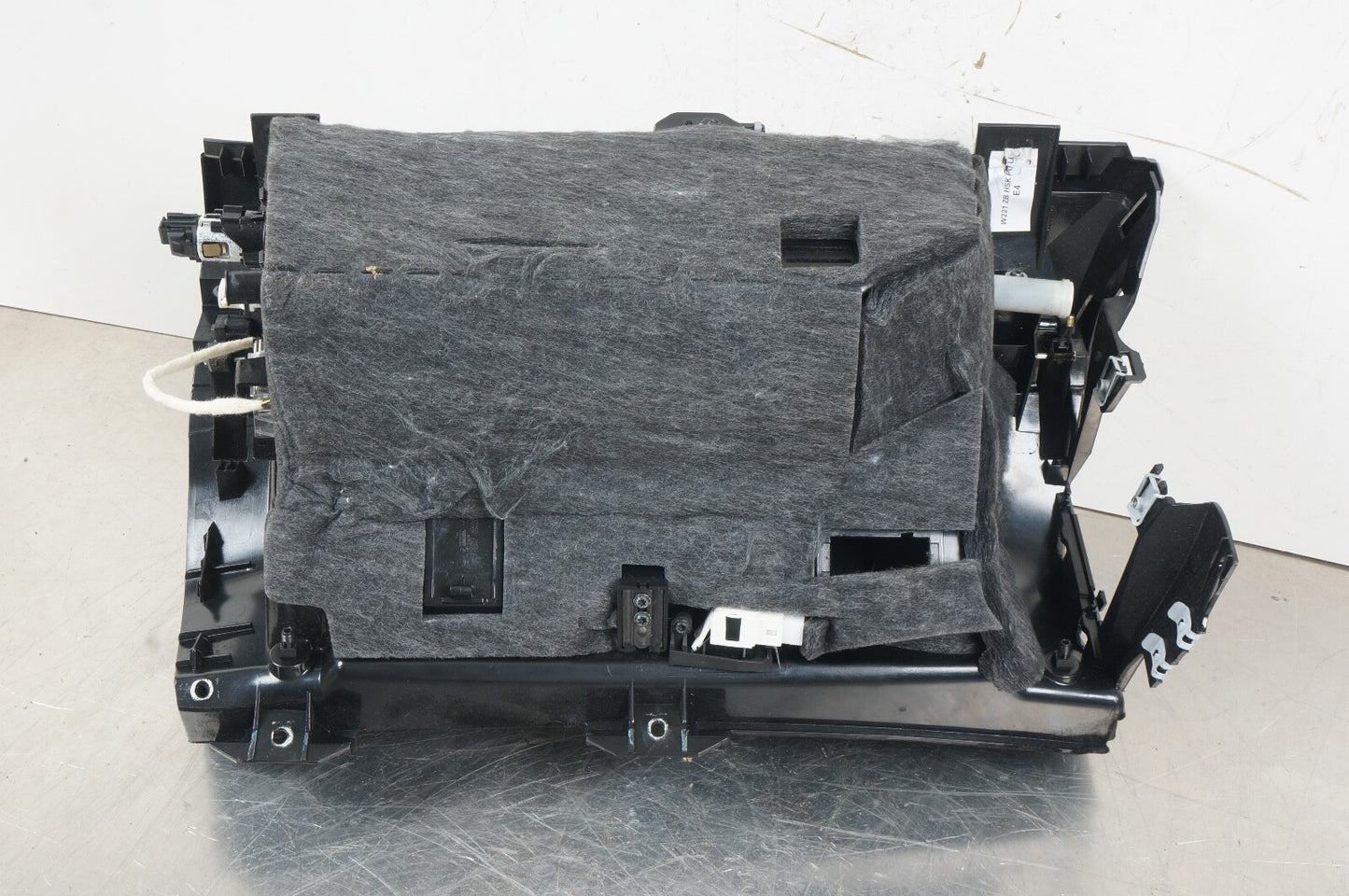 10-13 Mercedes W221 S550 S400 Dash Board Dashboard Glove Box Compartment Designo