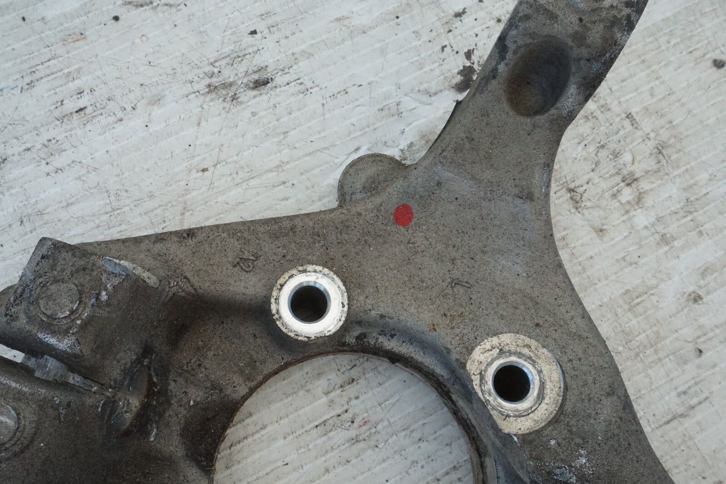 17 - 24 CHRYSLER PACIFICA FRONT LEFT DRIVER SIDE SPINDLE KNUCKLE WHEEL HUB OEM