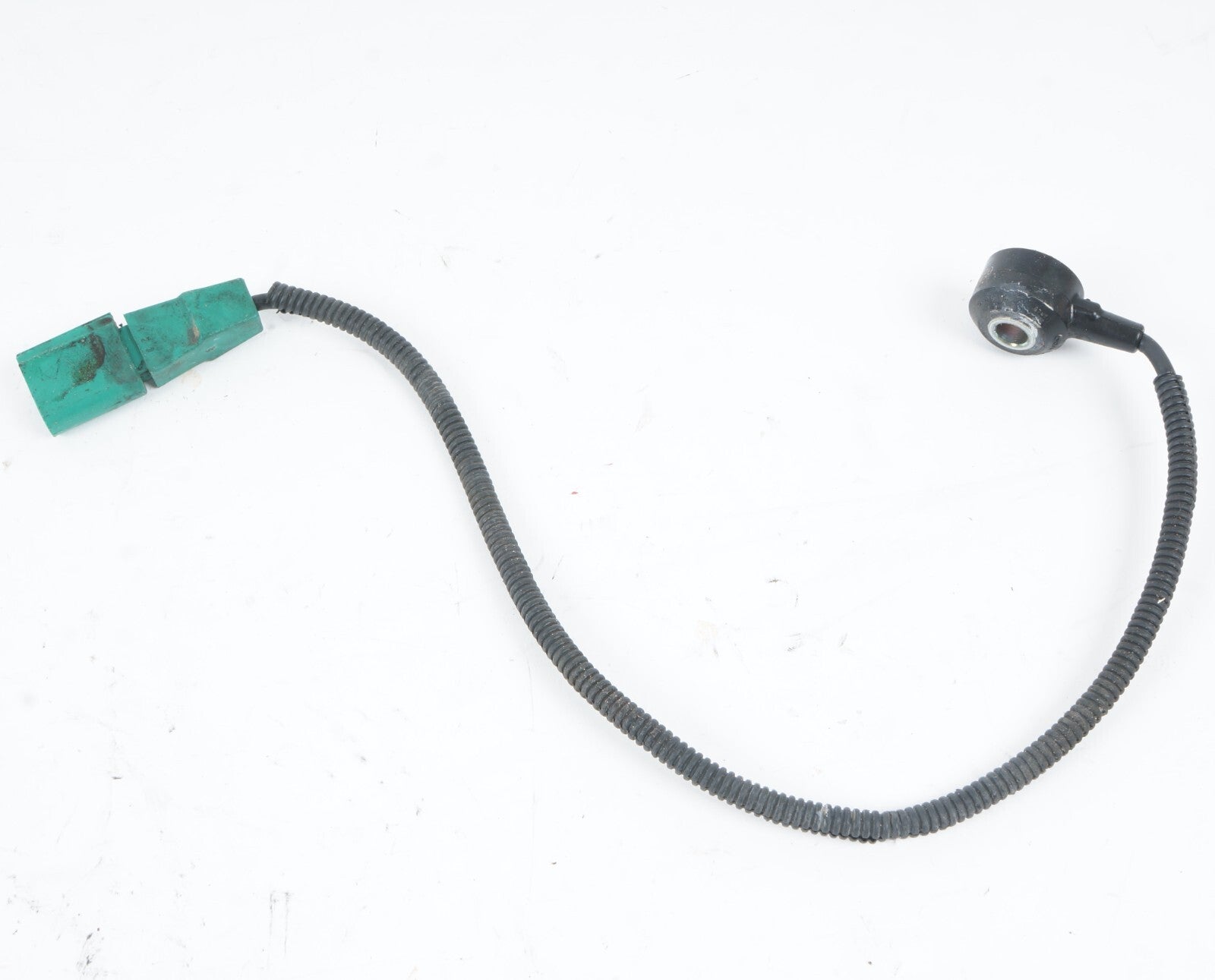 2012 - 2016 VOLKSWAGEN EOS KNOCK DETONATION SENSOR 06E905377A OEM
