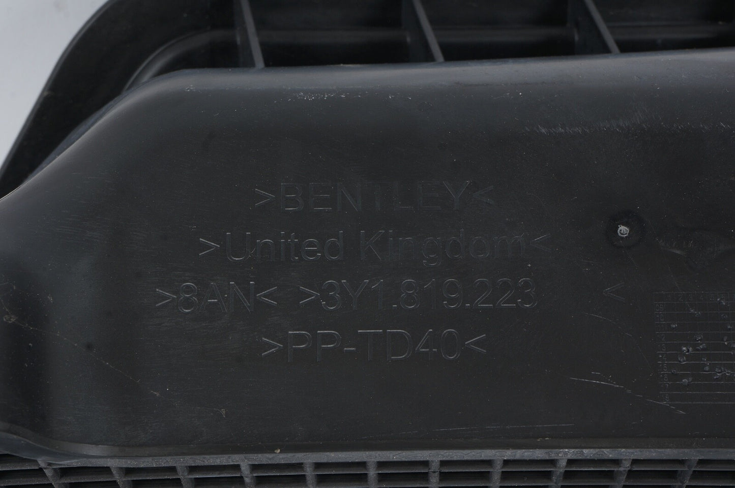 10-20 Bentley Mulsanne Cowl Air Intake Duct Tube Pipe