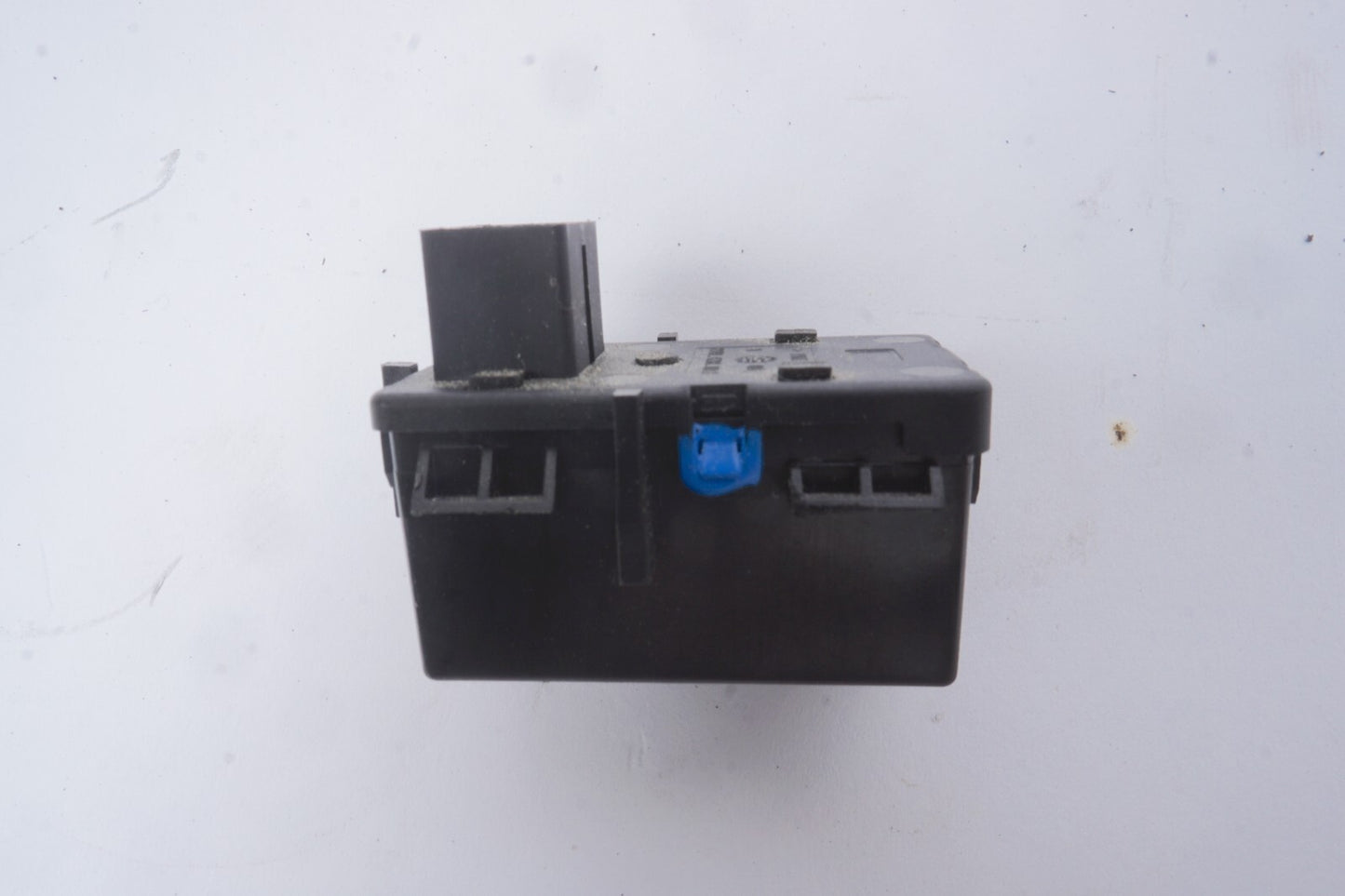 2012 - 2017 AUDI A7 S7 Ignition Switch Control Lock Relay Module 4H0909131 OEM