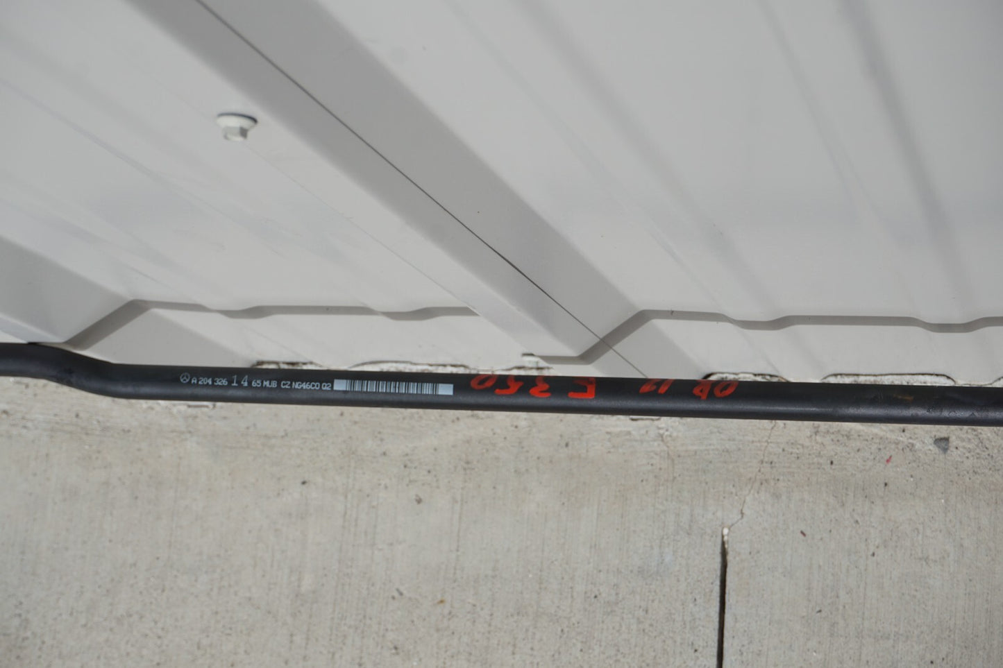 10-17 Mercedes W207 E350 E550 RWD Rear Anti Roll Sway Bar Stabilizer OEM