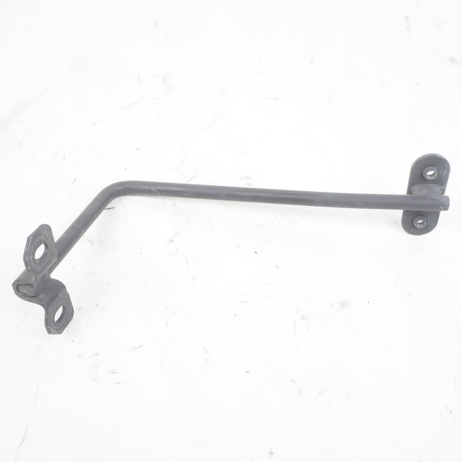 12-14 MERCEDES BENZ C250 C CLASS FRONT CENTER RADIATOR SUPPORT BRACE BAR OEM