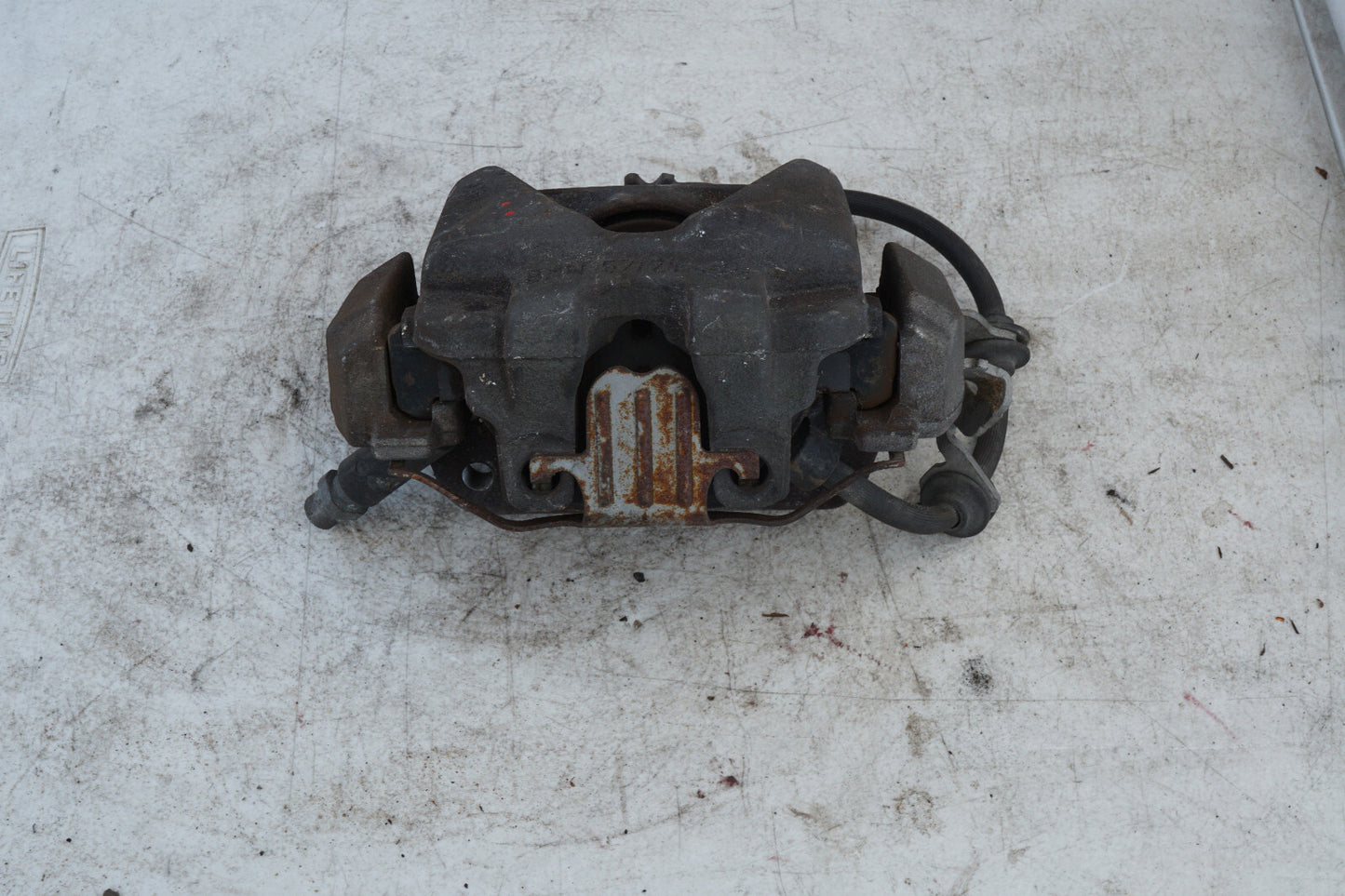 07 - 13 BMW 328i E93 FRONT BRAKE CALIPER RIGHT PASSENGER SIDE OEM