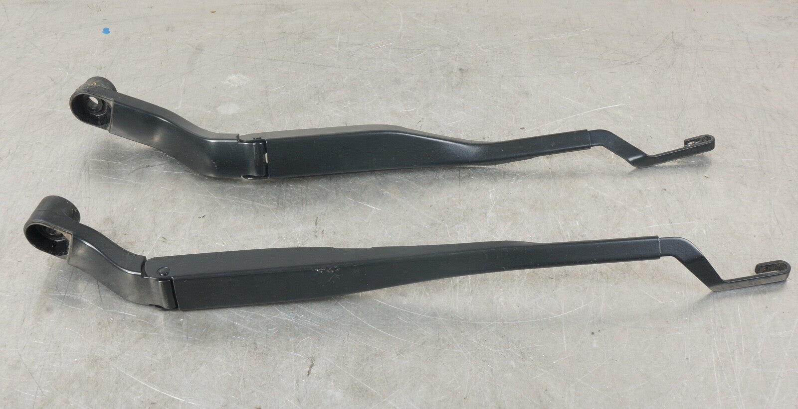 2020-2023 CADILLAC CT4 FRONT LEFT RIGHT SIDE WINDSHIELD WIPER WASHER ARM PAIR