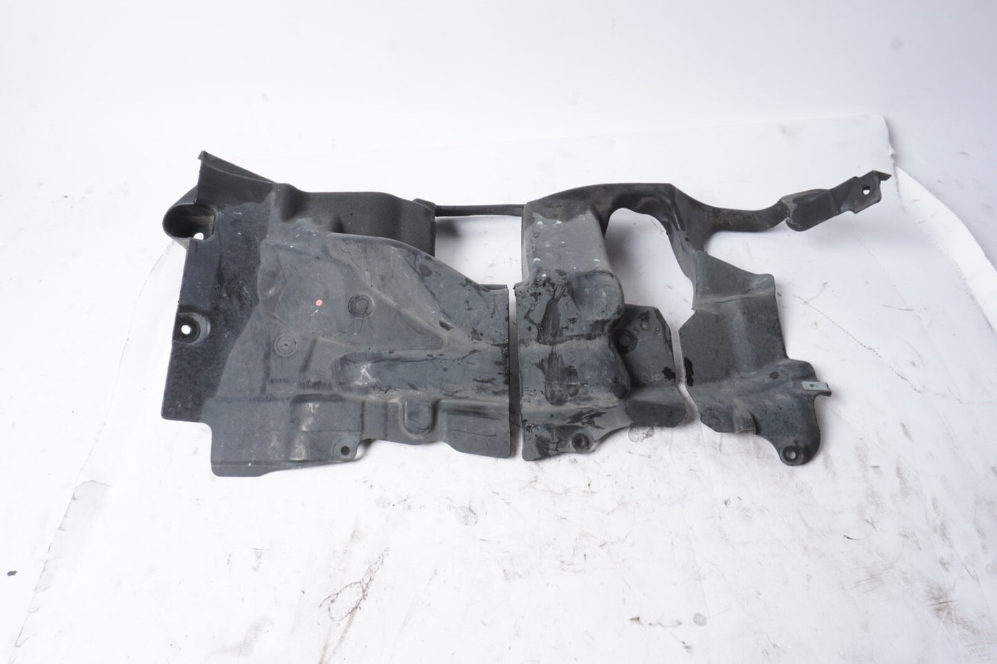 2012-2016 BMW 535I 640i LEFT Steering RACK / GEAR Cover 7185169 OEM