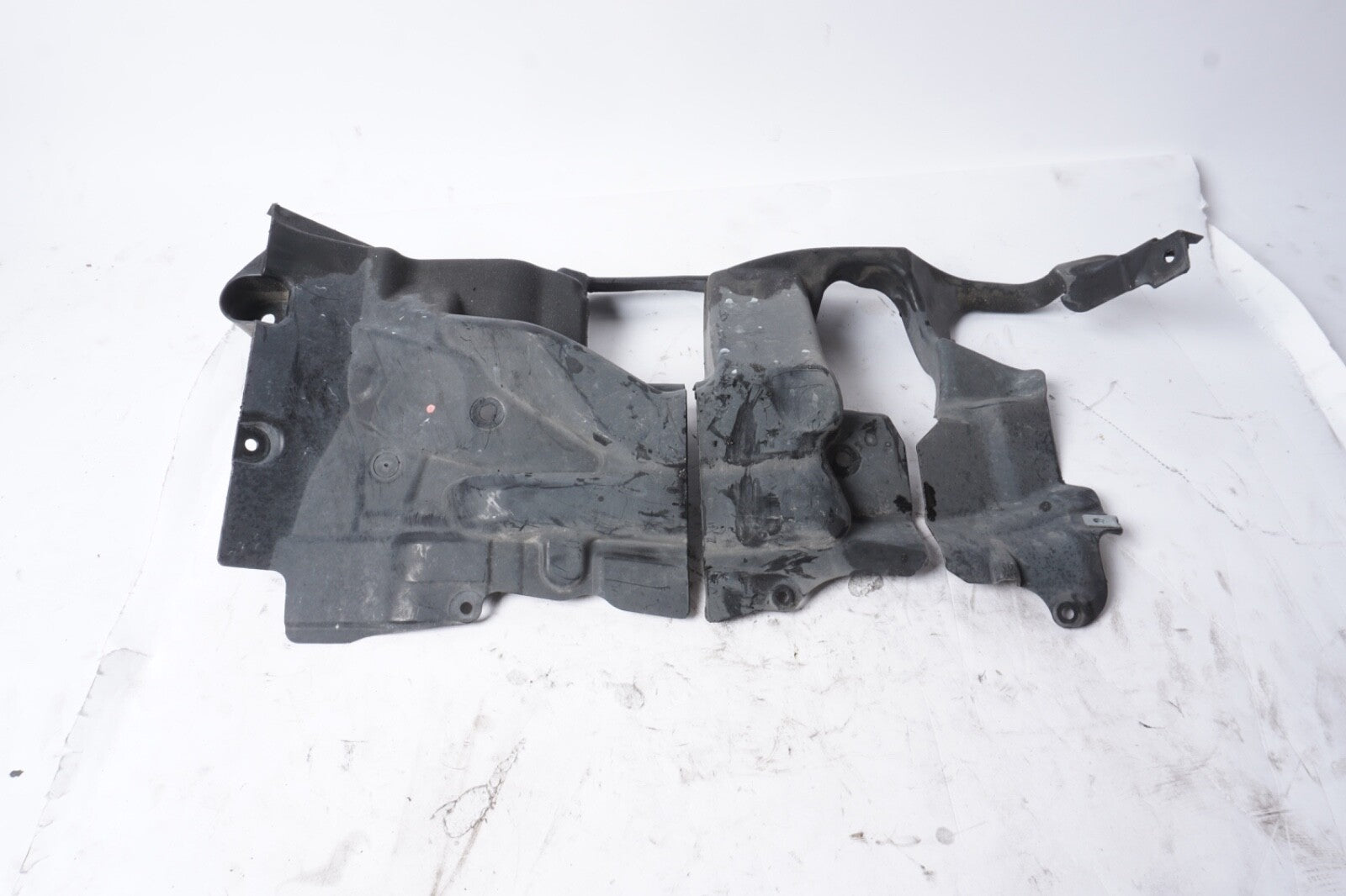 2012-2016 BMW 535I 640i LEFT Steering RACK / GEAR Cover 7185169 OEM
