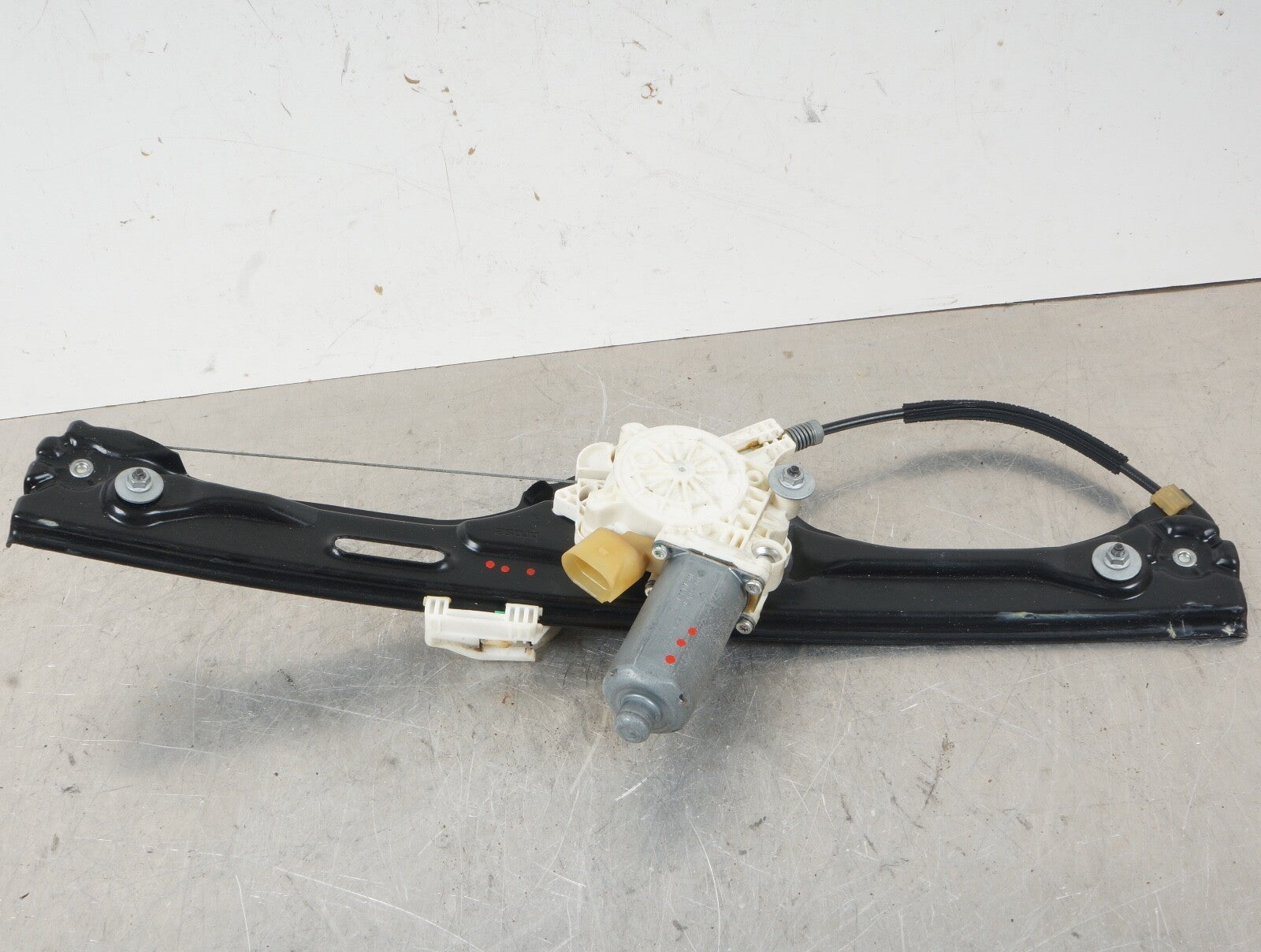 2007-2013 BMW X5 E70 REAR LEFT SIDE DOOR WINDOW REGULATOR W/ MOTOR OEM