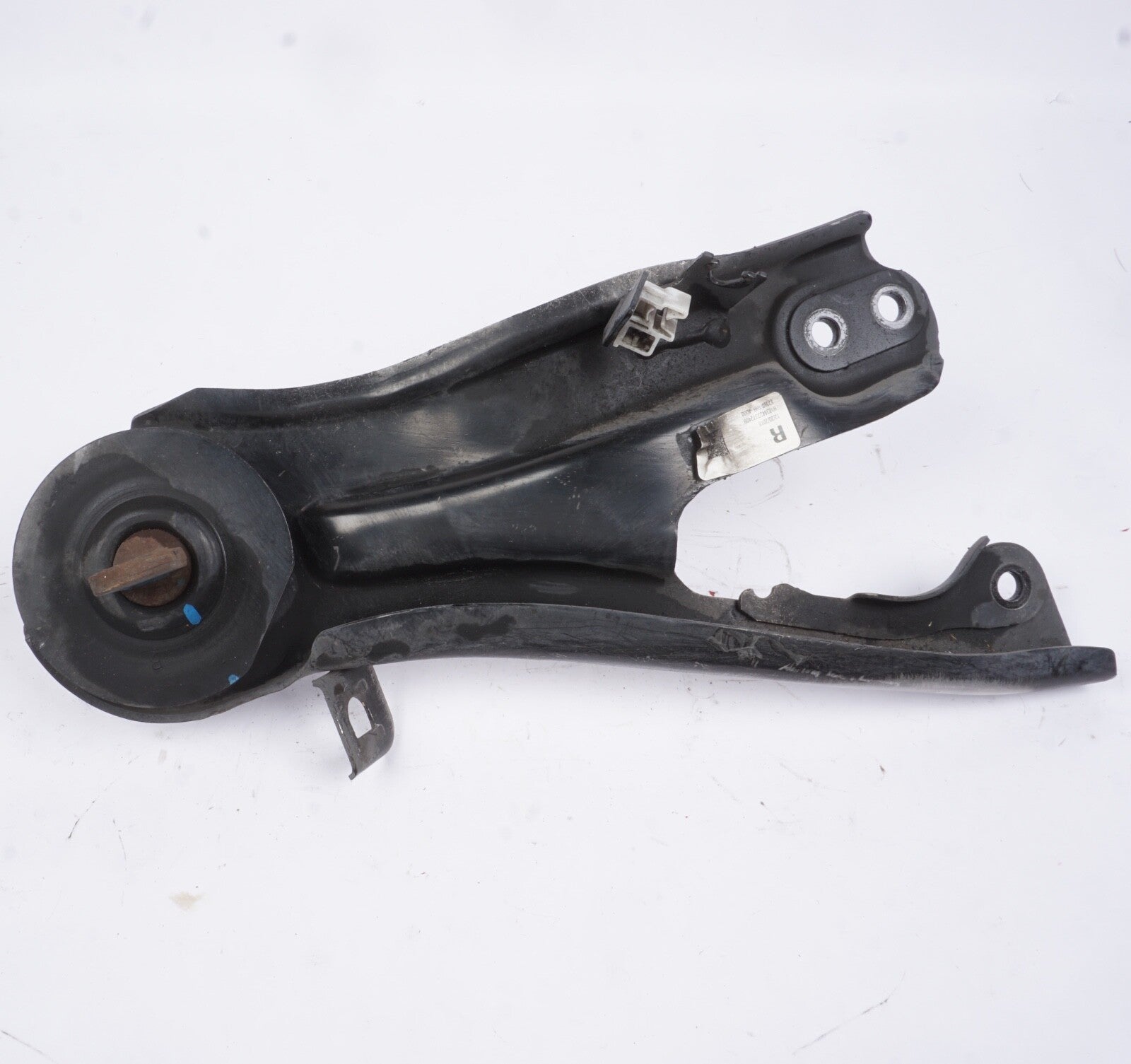 2018 - 2024 HONDA ODYSSEY REAR RIGHT PASSENGER SIDE TRAILING CONTROL ARM OEM