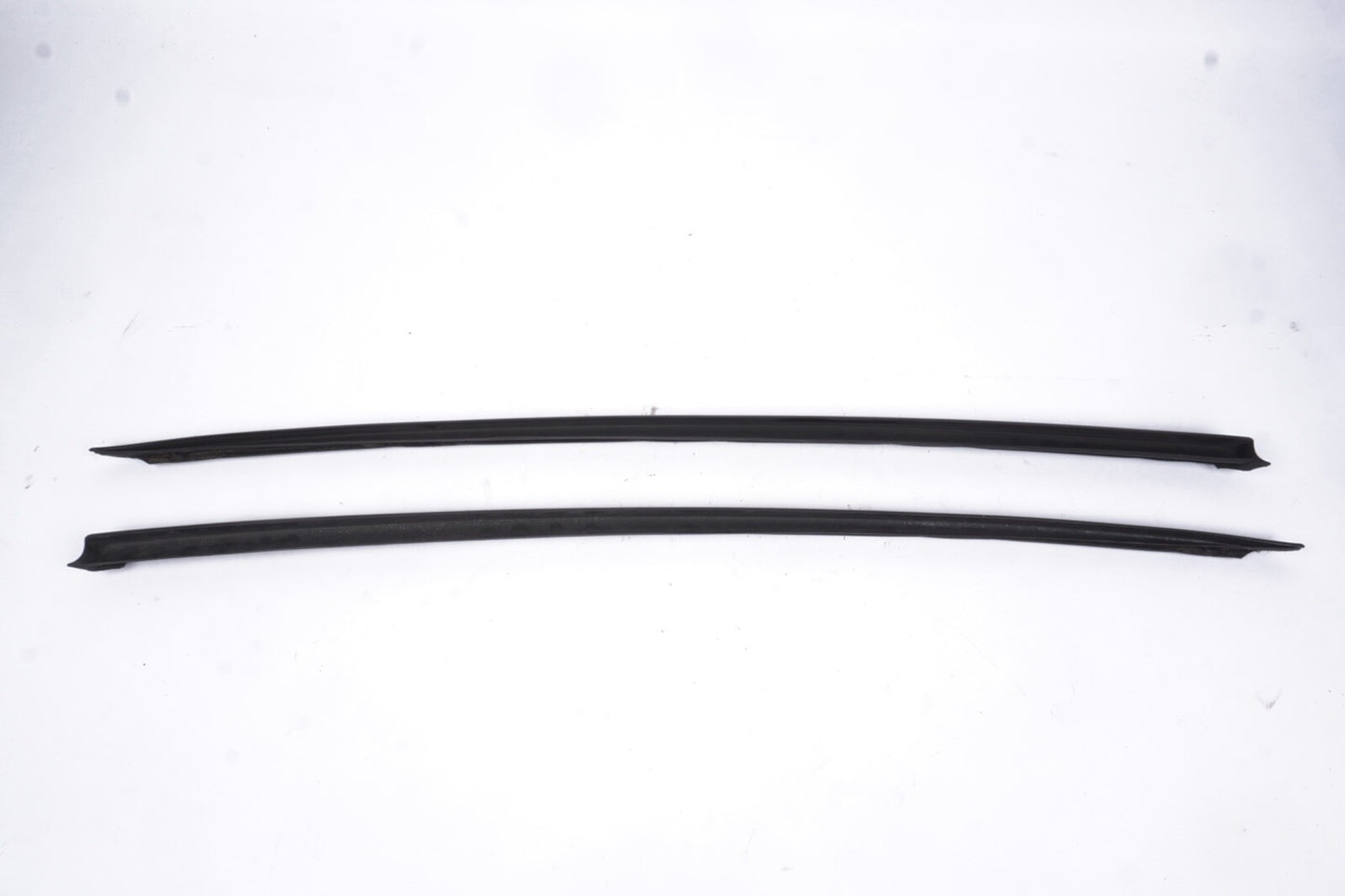 2011-2018 AUDI A8 QUATTRO - Left and Right Windshield SIDE TRIM / SEAL 4H0854328