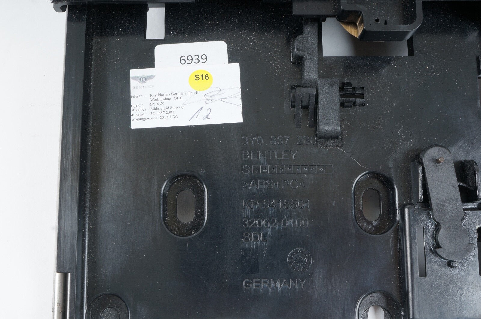 2010 - 2020 Bentley Mulsanne Center Console Storage Compartment Sliding Tray