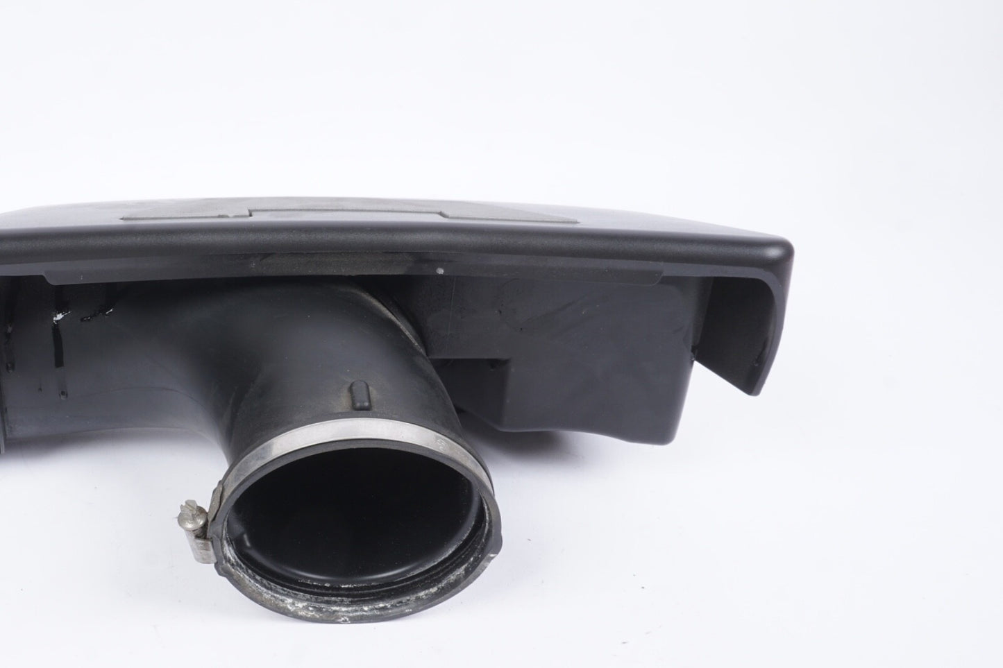 06-10 BMW E63/64 650i ENGINE AIR INTAKE PIPE WITH COVER 7533931 OEM