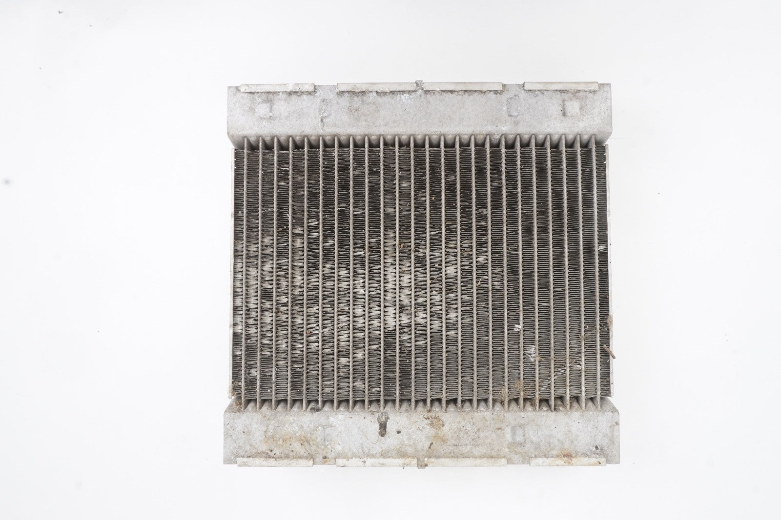 09-19 BMW 550i 650i 750i Left Driver Side Engine Oil Cooler Radiator 7806190 Oem