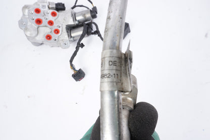 09-15 BMW 750Li F01 F02 Dynamic Drive Hydraulic Control Valve Block Oem