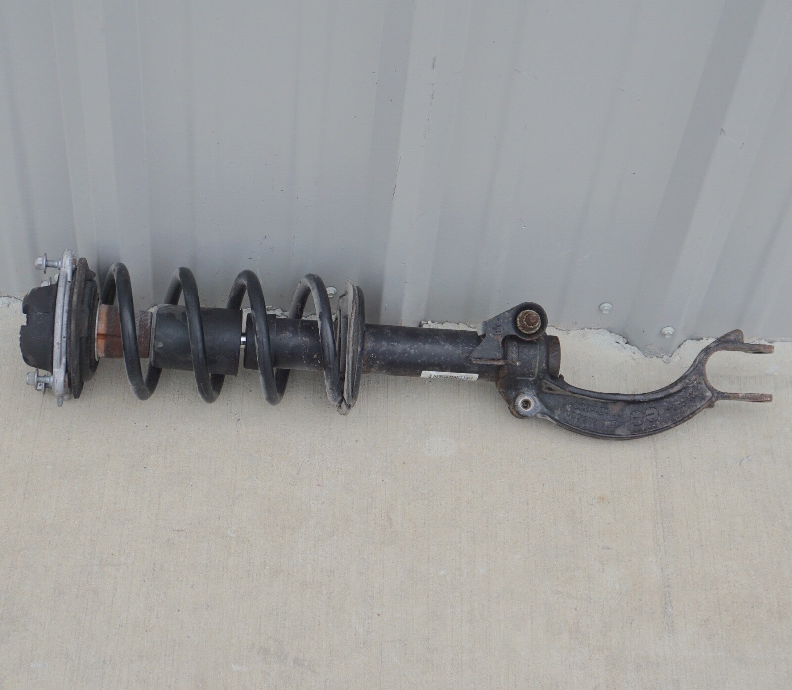 2012 - 2017 AUDI A7 FRONT RIGHT SHOCK ABSORBER STRUT & COIL SPRING OEM 4G8031J