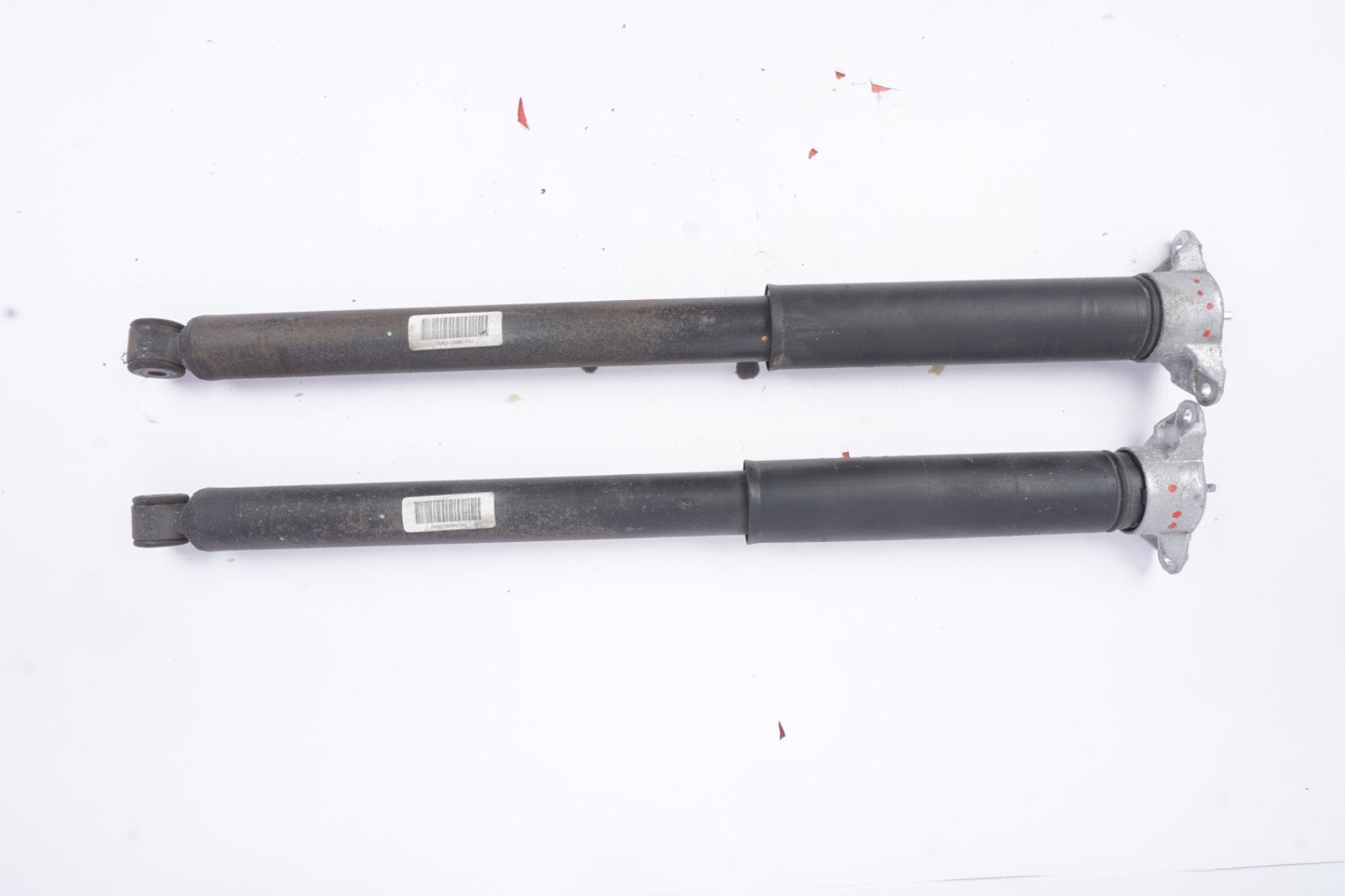 13-18 FORD FOCUS REAR LEFT LH AND RIGHT RH SIDE STRUT SHOCK ABSORBER OEM PAIR