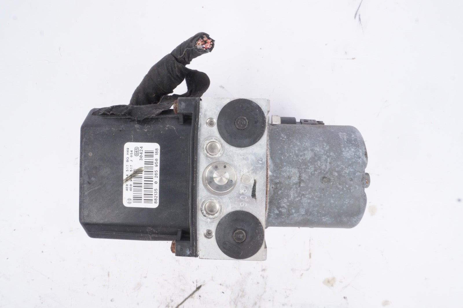 2004 - 2010 Audi A8 A8L Quattro ABS PUMP 4E0614517BQ  4E0614517BJ