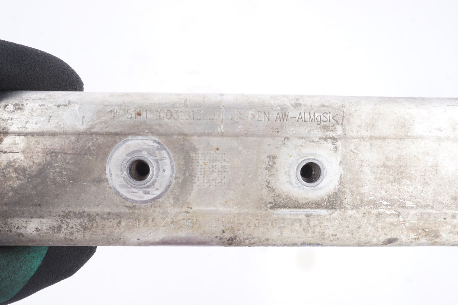 2018 - 2023 BMW X2 F39 FRONT LEFT SIDE BUMPER LOWER MOUNT BRACKET OEM 7374790